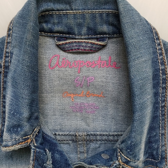 Aéropostale Medium Wash Distressed Denim Vest - Picture 2 of 8